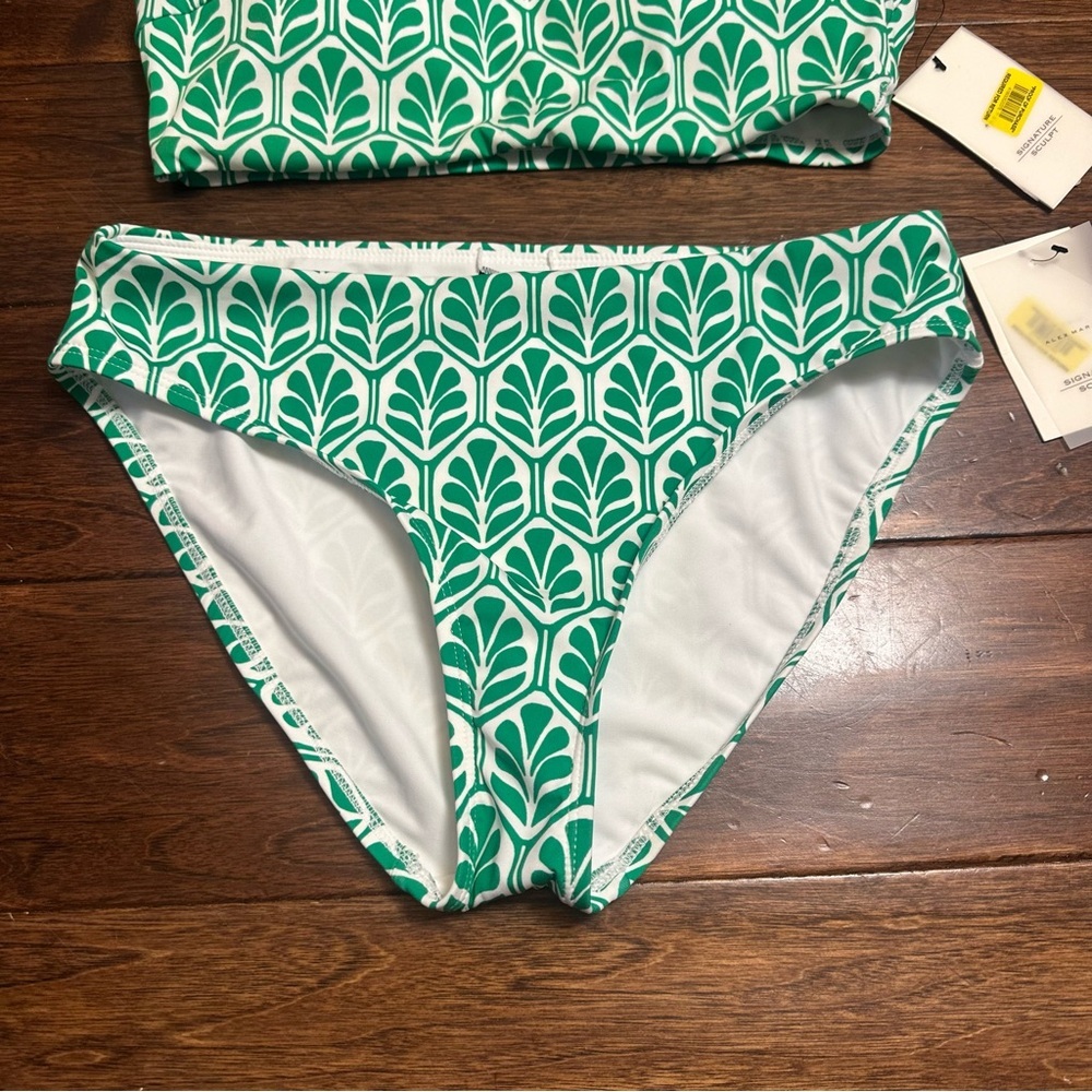 Alex Marie Two-Piece Swimsuit NWT - Picture 3 of 8
